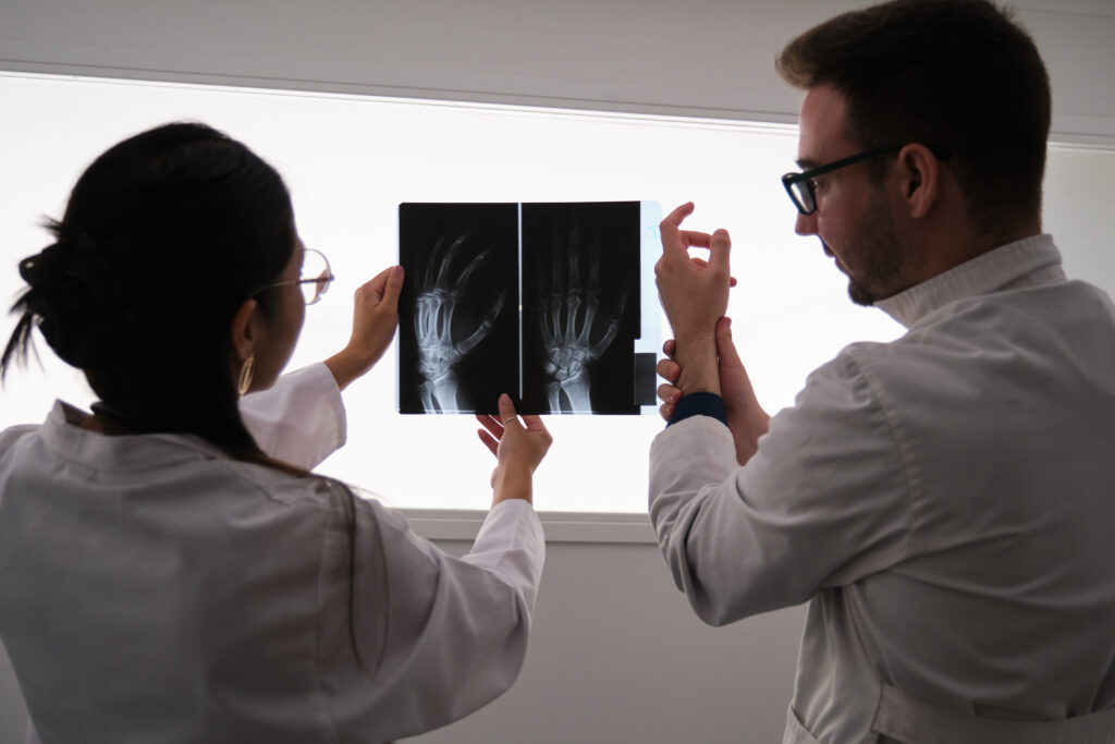 X-rays useful for detecting arthritis